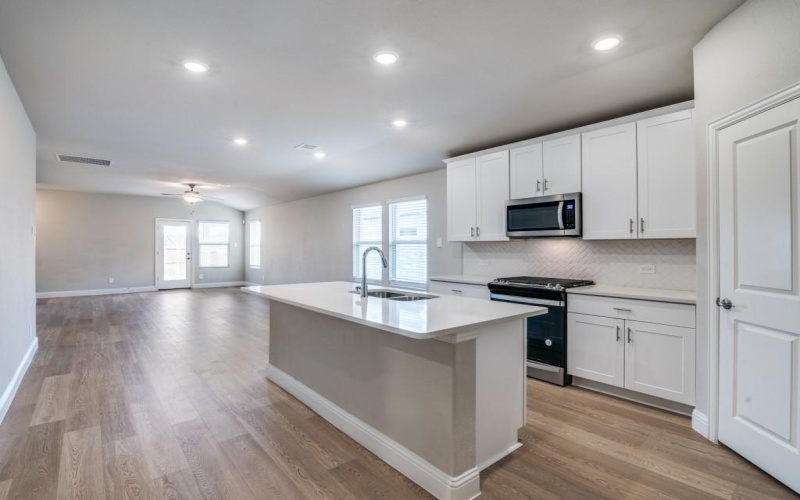 2287 Cliff Springs Drive, Forney, TX 75126, 4 Bedrooms Bedrooms, ,2 BathroomsBathrooms,Residential Lease,For Rent,2287 Cliff Springs Drive,20955412