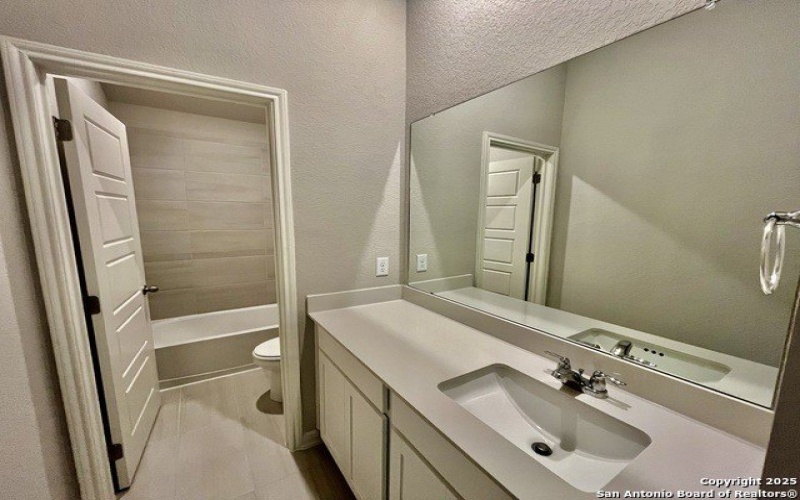 10624 Yellowtail Blvd, Boerne, TX 78006, 4 Bedrooms Bedrooms, ,3 BathroomsBathrooms,Residential,For Sale,10624 Yellowtail Blvd,1872171