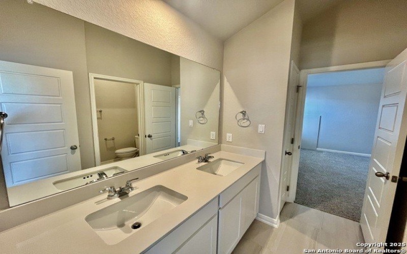 10624 Yellowtail Blvd, Boerne, TX 78006, 4 Bedrooms Bedrooms, ,3 BathroomsBathrooms,Residential,For Sale,10624 Yellowtail Blvd,1872171