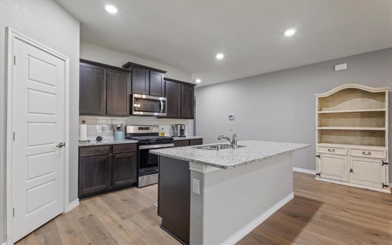 7313 Mayplace Drive, McKinney, TX 75071, 4 Bedrooms Bedrooms, ,2 BathroomsBathrooms,Residential Lease,For Rent,7313 Mayplace Drive,20953897