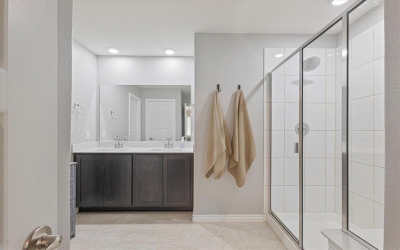 7313 Mayplace Drive, McKinney, TX 75071, 4 Bedrooms Bedrooms, ,2 BathroomsBathrooms,Residential Lease,For Rent,7313 Mayplace Drive,20953897