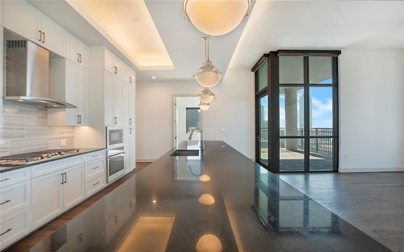 2323 N Akard Street #3008, Dallas, TX 75204, 3 Bedrooms Bedrooms, ,3 BathroomsBathrooms,Residential Lease,For Rent,2323 N Akard Street,20954363