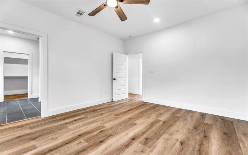 4017 Carl Street, Dallas, TX 75210, 4 Bedrooms Bedrooms, ,3 BathroomsBathrooms,Residential Lease,For Rent,4017 Carl Street,20954431