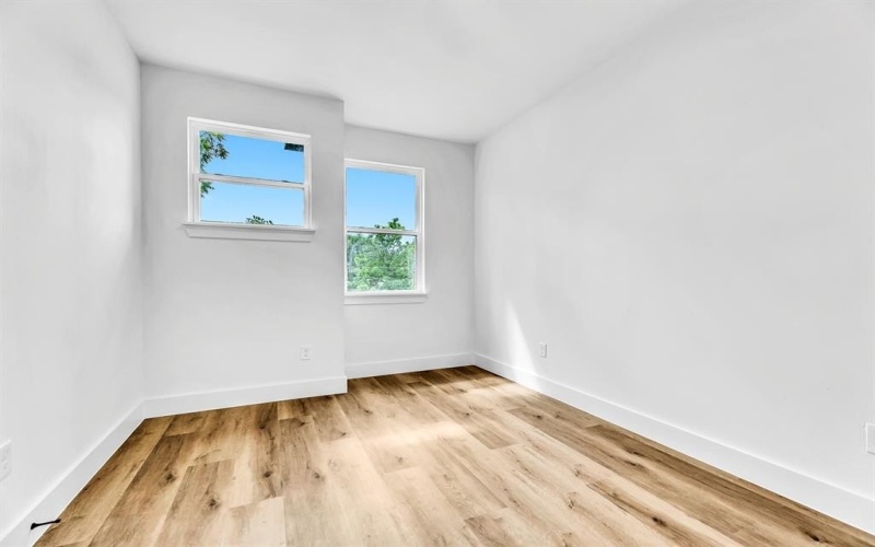 4017 Carl Street, Dallas, TX 75210, 4 Bedrooms Bedrooms, ,3 BathroomsBathrooms,Residential Lease,For Rent,4017 Carl Street,20954431
