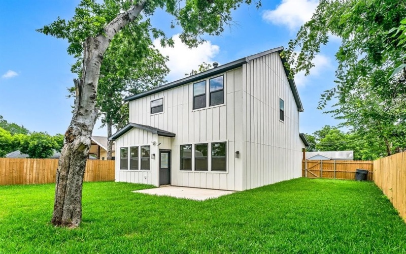 4017 Carl Street, Dallas, TX 75210, 4 Bedrooms Bedrooms, ,3 BathroomsBathrooms,Residential Lease,For Rent,4017 Carl Street,20954431