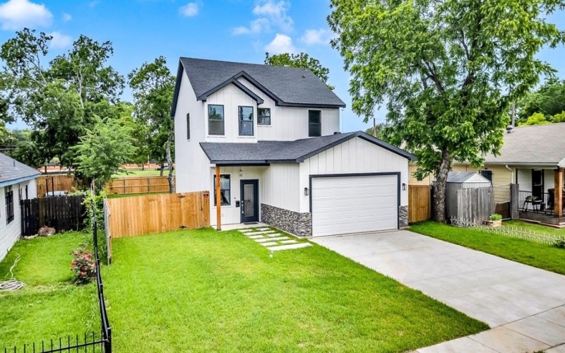 4017 Carl Street, Dallas, TX 75210, 4 Bedrooms Bedrooms, ,3 BathroomsBathrooms,Residential Lease,For Rent,4017 Carl Street,20954431