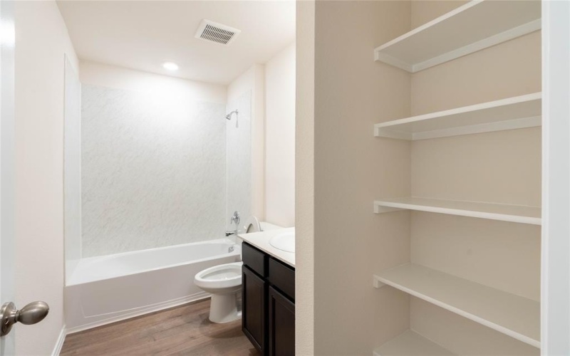 13117 Vista Mill Drive, Providence Village, TX 76227, 4 Bedrooms Bedrooms, ,2 BathroomsBathrooms,Residential Lease,For Rent,13117 Vista Mill Drive,20954459
