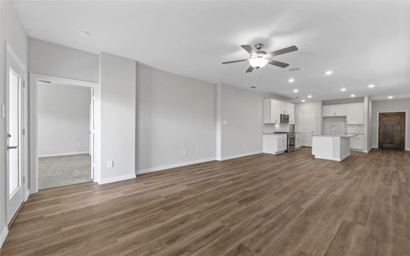 616 Rusell Street, McKinney, TX 75069, 4 Bedrooms Bedrooms, ,2 BathroomsBathrooms,Residential Lease,For Rent,616 Rusell Street,20954503