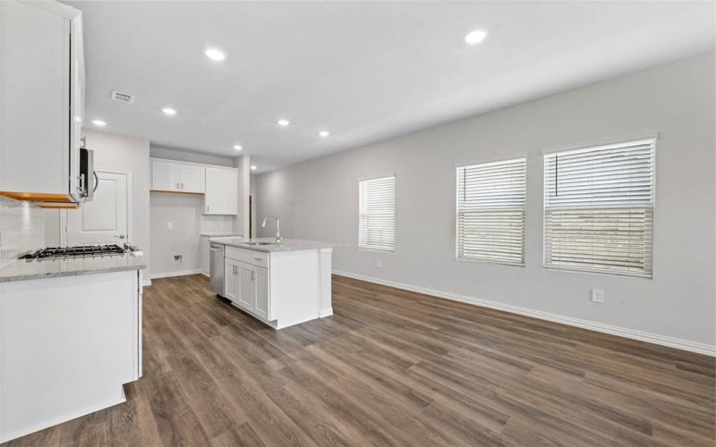 616 Rusell Street, McKinney, TX 75069, 4 Bedrooms Bedrooms, ,2 BathroomsBathrooms,Residential Lease,For Rent,616 Rusell Street,20954503