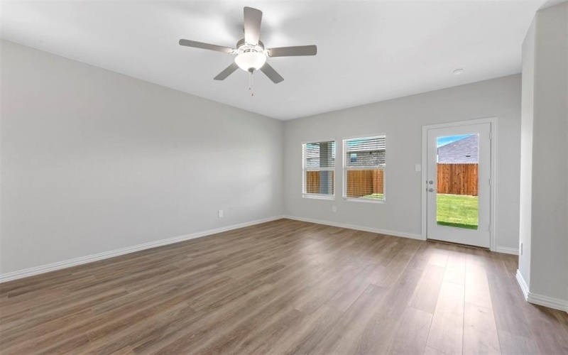 616 Rusell Street, McKinney, TX 75069, 4 Bedrooms Bedrooms, ,2 BathroomsBathrooms,Residential Lease,For Rent,616 Rusell Street,20954503