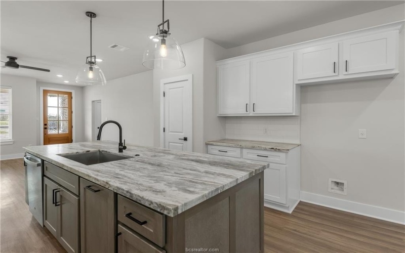 877 Double Mountain Road, College Station, TX 77845, 3 Habitaciones Habitaciones , ,2 BañosBaños,Residential,En Venta,877 Double Mountain Road,25006485