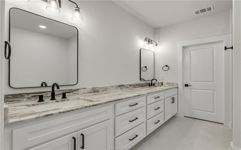 881 Double Mountain Road, College Station, TX 77845, 3 Habitaciones Habitaciones , ,2 BañosBaños,Residential,En Venta,881 Double Mountain Road,25006492