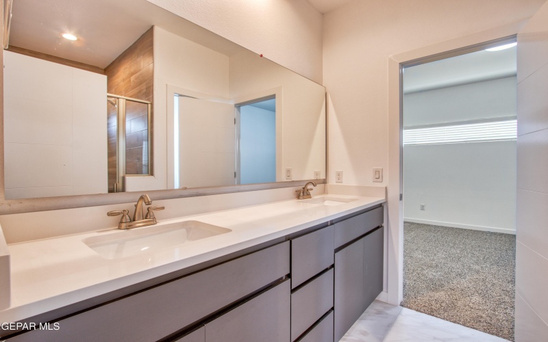 2358 ENCHANTED PEAKS, El Paso, TX 79911, 4 Bedrooms Bedrooms, ,3 BathroomsBathrooms,Residential,For Sale,2358 ENCHANTED PEAKS,923764