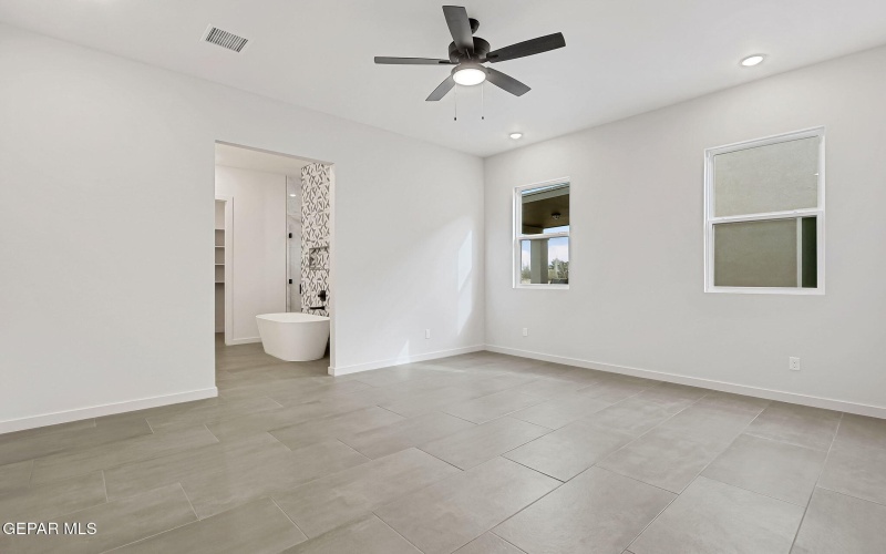 5956 Mohegan Sun Street, El Paso, TX 79932, 4 Bedrooms Bedrooms, ,3 BathroomsBathrooms,Residential,For Sale,5956 Mohegan Sun Street,923805