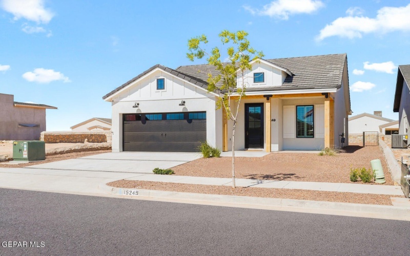13836 Paseo Bosque Avenue, El Paso, TX 79928, 3 Bedrooms Bedrooms, ,2 BathroomsBathrooms,Residential,For Sale,13836 Paseo Bosque Avenue,923818