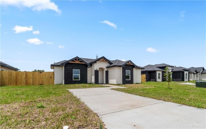 516 Bridget Street, Weslaco, TX 78596, 3 Habitaciones Habitaciones , ,2 BañosBaños,Residential,En Venta,516 Bridget Street,470295