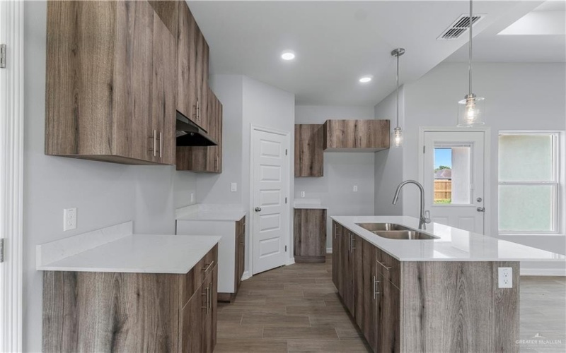 608 Bridget Street, Weslaco, TX 78599, 3 Habitaciones Habitaciones , ,2 BañosBaños,Residential,En Venta,608 Bridget Street,471998