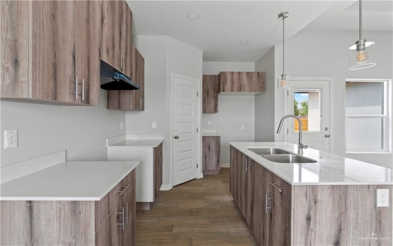 500 Bridget Street, Weslaco, TX 78596, 3 Habitaciones Habitaciones , ,2 BañosBaños,Residential,En Venta,500 Bridget Street,472000
