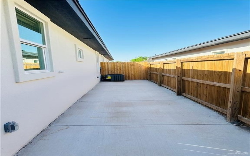 1100 Sugar Garden Drive #3, Pharr, TX 78577, 3 Habitaciones Habitaciones , ,2 BañosBaños,Residential Lease,En Alquiler,1100 Sugar Garden Drive,472829