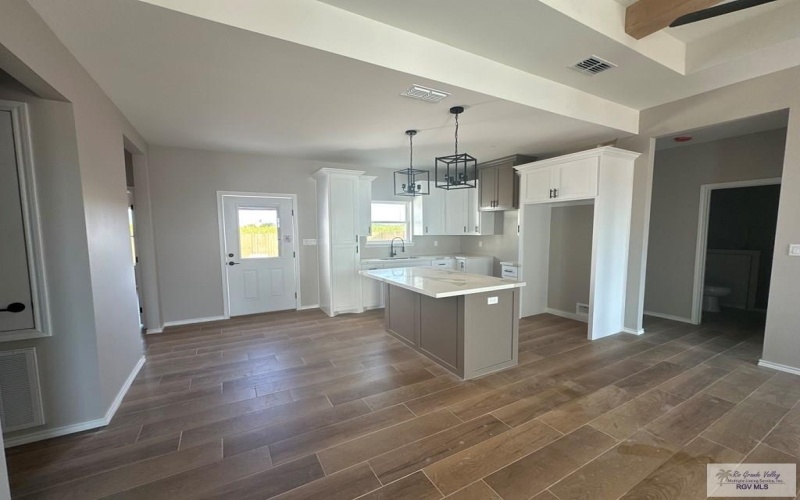 17898 REDWOOD ST, COMBES, TX 78552, 3 Habitaciones Habitaciones , ,2 BañosBaños,Residential,En Venta,17898 REDWOOD ST,29765672