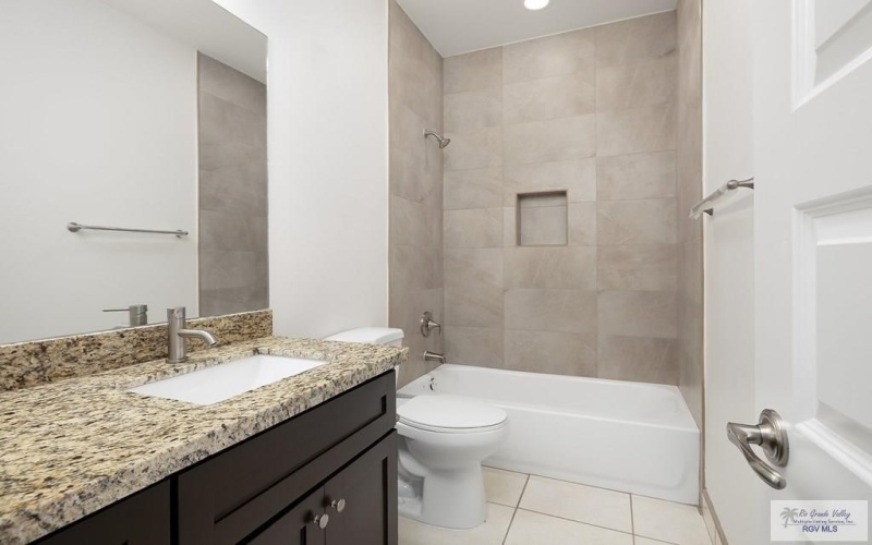 2226 N VALLEY CIRCLE #A, LA FERIA, TX 78559, 3 Bedrooms Bedrooms, ,2 BathroomsBathrooms,Residential Lease,For Rent,2226 N VALLEY CIRCLE,29765678