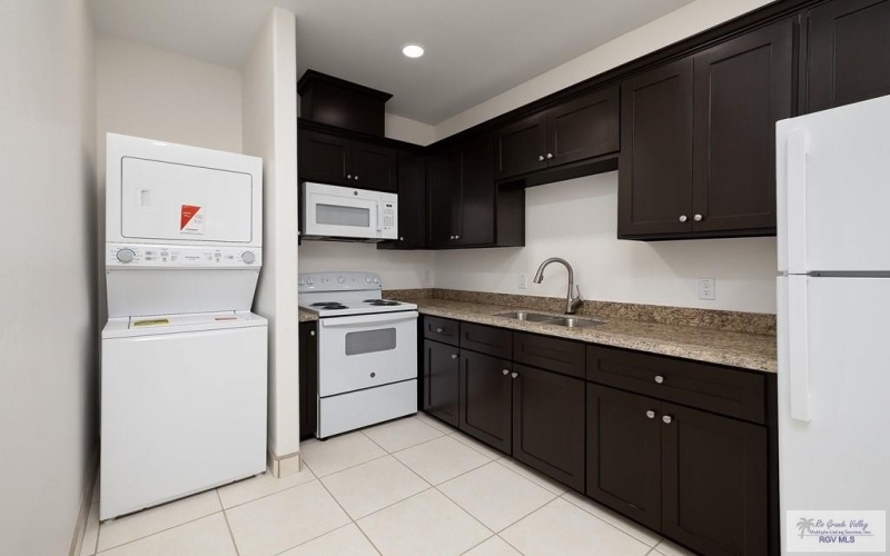 2226 N VALLEY CIRCLE #A, LA FERIA, TX 78559, 3 Bedrooms Bedrooms, ,2 BathroomsBathrooms,Residential Lease,For Rent,2226 N VALLEY CIRCLE,29765678