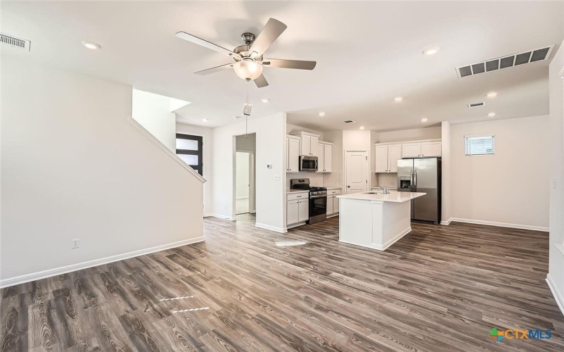 649 Salamander, San Marcos, TX 78666, 4 Bedrooms Bedrooms, ,3 BathroomsBathrooms,Residential,For Sale,649 Salamander,582026