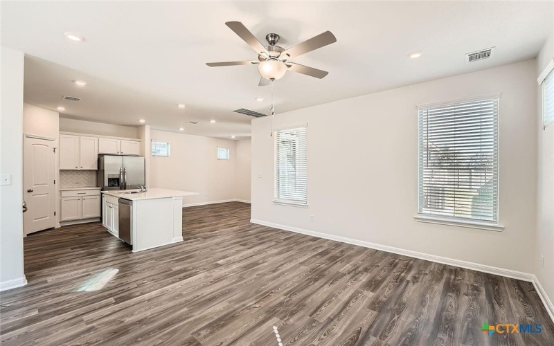649 Salamander, San Marcos, TX 78666, 4 Bedrooms Bedrooms, ,3 BathroomsBathrooms,Residential,For Sale,649 Salamander,582026