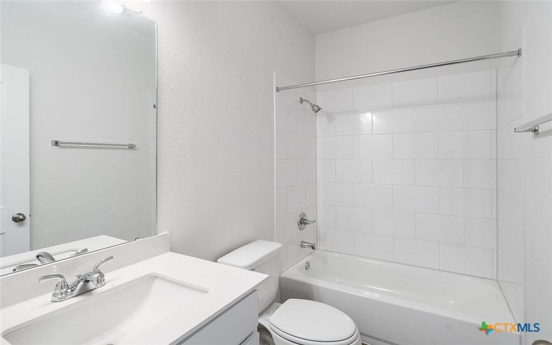 645 Salamander, San Marcos, TX 78666, 3 Bedrooms Bedrooms, ,2 BathroomsBathrooms,Residential,For Sale,645 Salamander,582027