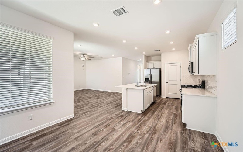 641 Salamander Street, San Marcos, TX 78666, 3 Bedrooms Bedrooms, ,2 BathroomsBathrooms,Residential,For Sale,641 Salamander Street,582058