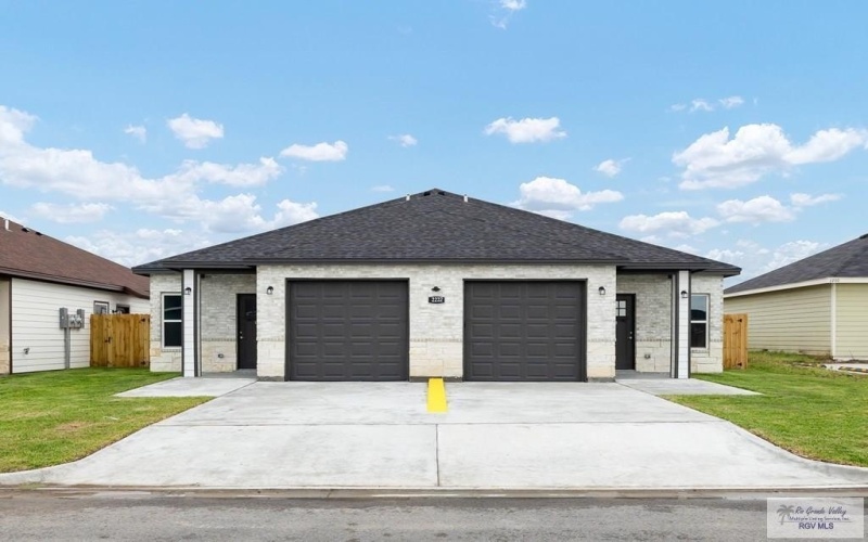 2222 N VALLEY CIRCLE #A, LA FERIA, TX 78559, 3 Bedrooms Bedrooms, ,2 BathroomsBathrooms,Residential Lease,For Rent,2222 N VALLEY CIRCLE,29765680
