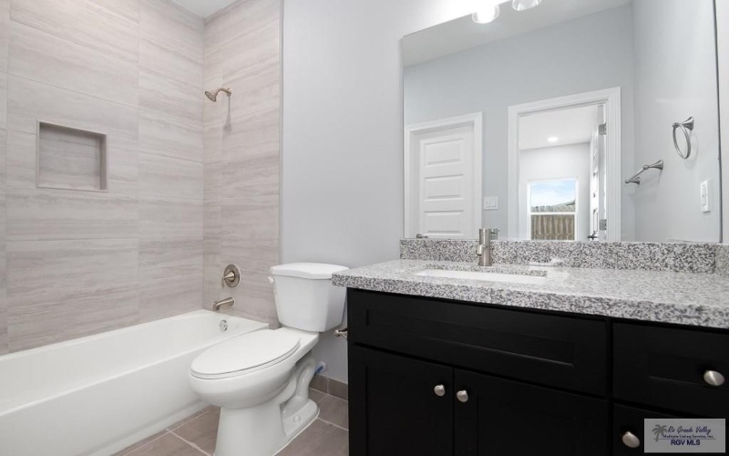2328 N VALLEY CIRCLE #A, LA FERIA, TX 78559, 3 Bedrooms Bedrooms, ,2 BathroomsBathrooms,Residential Lease,For Rent,2328 N VALLEY CIRCLE,29765688