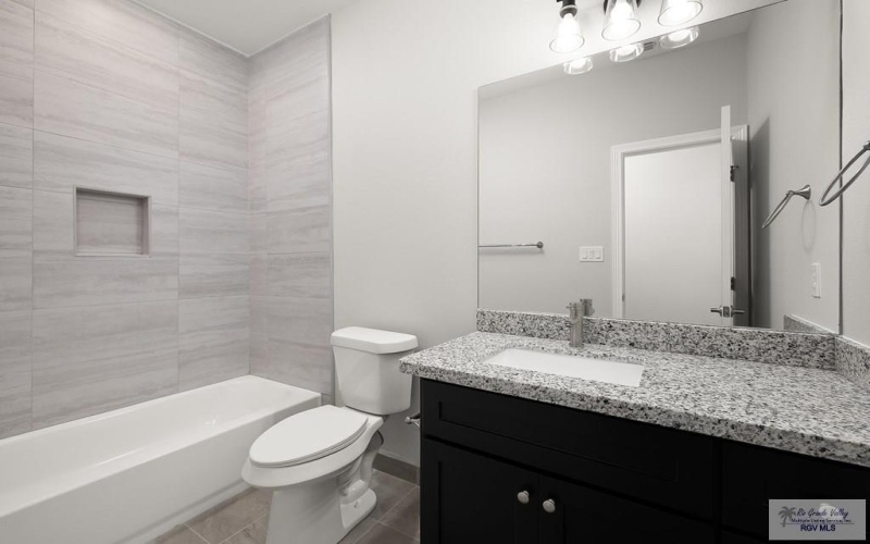2526 N VALLEY CIRCLE #B, LA FERIA, TX 78559, 2 Bedrooms Bedrooms, ,2 BathroomsBathrooms,Residential Lease,For Rent,2526 N VALLEY CIRCLE,29765695