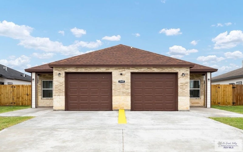 2522 N VALLEY CIRCLE #A, LA FERIA, TX 78559, 2 Bedrooms Bedrooms, ,2 BathroomsBathrooms,Residential Lease,For Rent,2522 N VALLEY CIRCLE,29765697