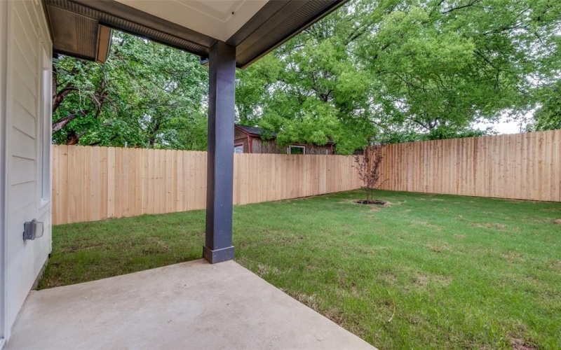 5702 Riverside Drive, Dallas, TX 75235, 2 Bedrooms Bedrooms, ,3 BathroomsBathrooms,Residential Multi Family,For Sale,5702 Riverside Drive,20923505