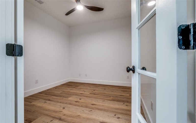 5702 Riverside Drive, Dallas, TX 75235, 2 Bedrooms Bedrooms, ,3 BathroomsBathrooms,Residential Multi Family,For Sale,5702 Riverside Drive,20923505