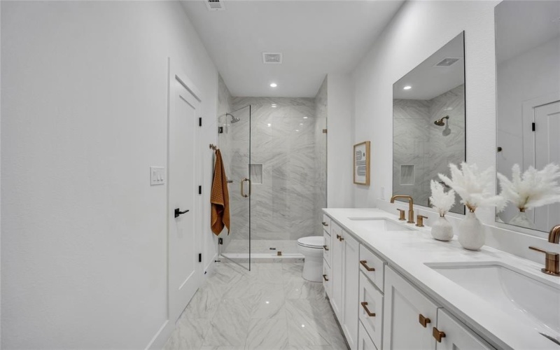 3243 Homer, Dallas, TX 75206, 5 Habitaciones Habitaciones , ,6 BañosBaños,Residential Lease,En Alquiler,3243 Homer,20950793