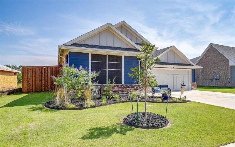 1733 Reverie Road, Burleson, TX 76028, 3 Habitaciones Habitaciones , ,2 BañosBaños,Residential,En Venta,1733 Reverie Road,20954852
