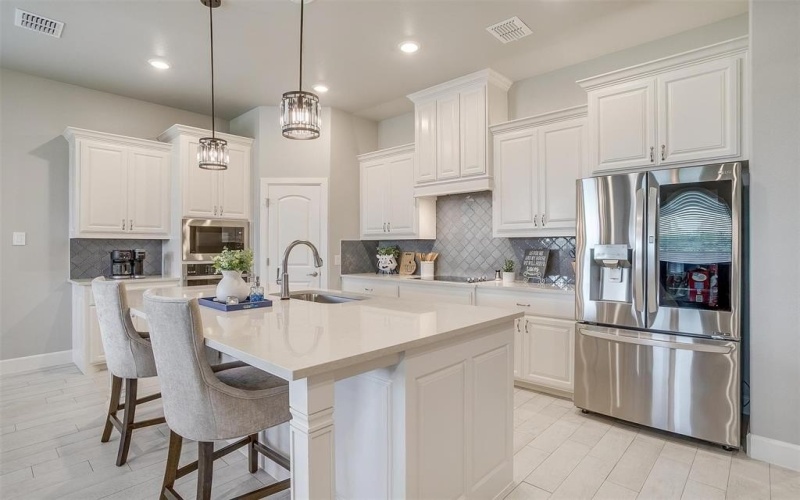 1733 Reverie Road, Burleson, TX 76028, 3 Habitaciones Habitaciones , ,2 BañosBaños,Residential,En Venta,1733 Reverie Road,20954852