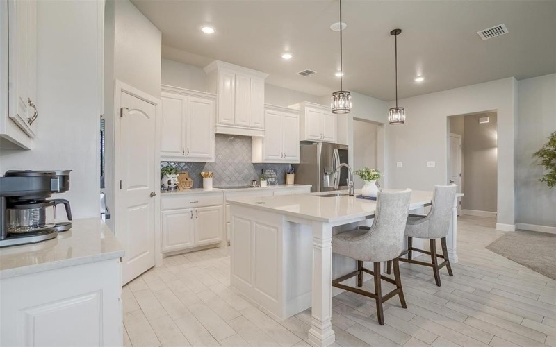 1733 Reverie Road, Burleson, TX 76028, 3 Habitaciones Habitaciones , ,2 BañosBaños,Residential,En Venta,1733 Reverie Road,20954852