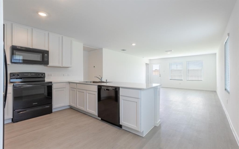 221 Poplar Place, Wilmer, TX 75141, 3 Habitaciones Habitaciones , ,2 BañosBaños,Residential Lease,En Alquiler,221 Poplar Place,20957059