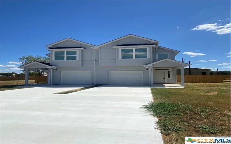 1006 E Fannin Street, Luling, TX 78648, 3 Habitaciones Habitaciones , ,2 BañosBaños,Residential Lease,En Alquiler,1006 E Fannin Street,542991