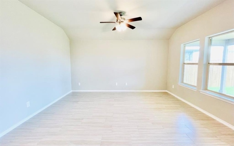 4117 TWISTED CREEK Drive, Fort Worth, TX 76036, 4 Bedrooms Bedrooms, ,2 BathroomsBathrooms,Residential,For Sale,4117 TWISTED CREEK Drive,20955455