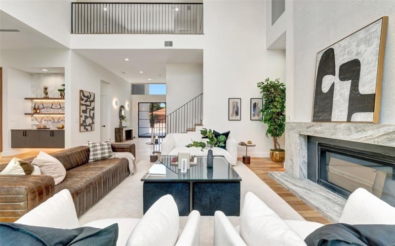 5060 Wateka Drive, Dallas, TX 75209, 5 Bedrooms Bedrooms, ,6 BathroomsBathrooms,Residential,For Sale,5060 Wateka Drive,20955748