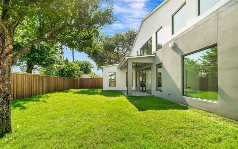 5060 Wateka Drive, Dallas, TX 75209, 5 Bedrooms Bedrooms, ,6 BathroomsBathrooms,Residential,For Sale,5060 Wateka Drive,20955748