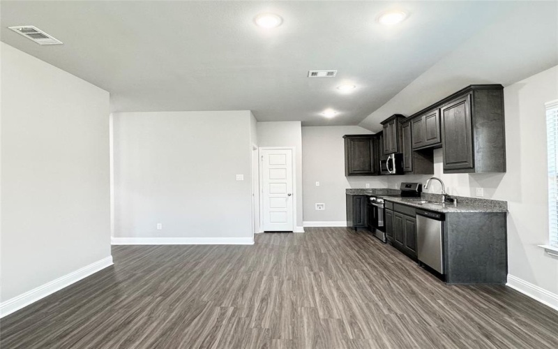 6317 Graceland Drive, Greenville, TX 75402, 3 Bedrooms Bedrooms, ,2 BathroomsBathrooms,Residential Lease,For Rent,6317 Graceland Drive,20955905