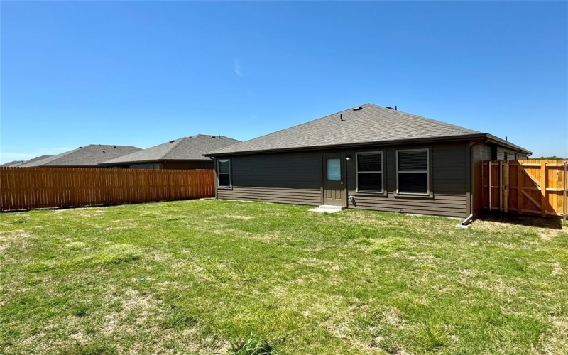 6317 Graceland Drive, Greenville, TX 75402, 3 Bedrooms Bedrooms, ,2 BathroomsBathrooms,Residential Lease,For Rent,6317 Graceland Drive,20955905