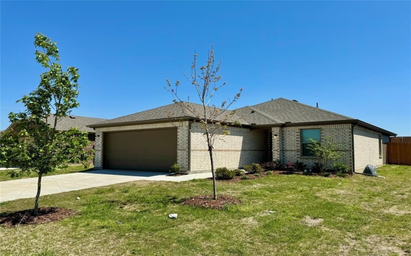 6317 Graceland Drive, Greenville, TX 75402, 3 Bedrooms Bedrooms, ,2 BathroomsBathrooms,Residential Lease,For Rent,6317 Graceland Drive,20955905
