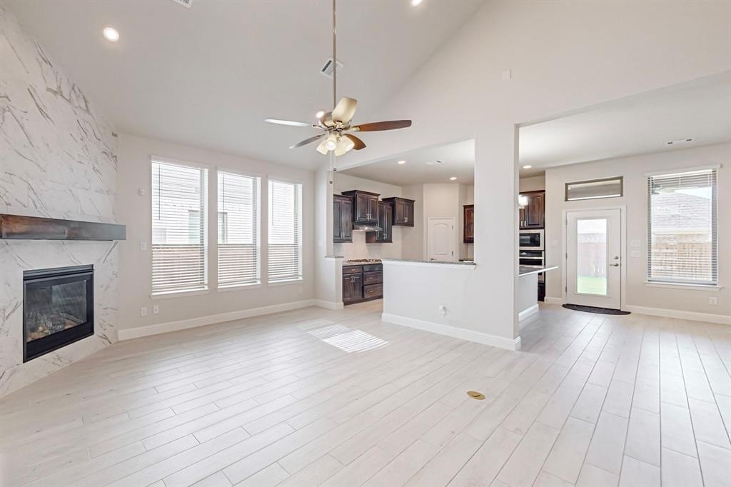 1604 Treleven Court, McKinney, TX 75071, 4 Habitaciones Habitaciones , ,5 BañosBaños,Residential Lease,En Alquiler,1604 Treleven Court,20955945