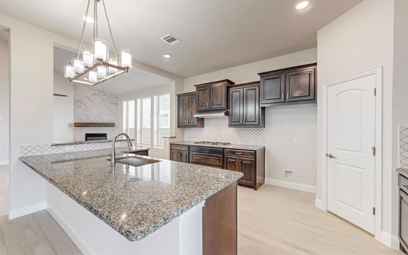1604 Treleven Court, McKinney, TX 75071, 4 Habitaciones Habitaciones , ,5 BañosBaños,Residential Lease,En Alquiler,1604 Treleven Court,20955945